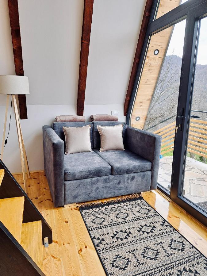 Fern Farm Tiny Home 모이코바츠 외부 사진