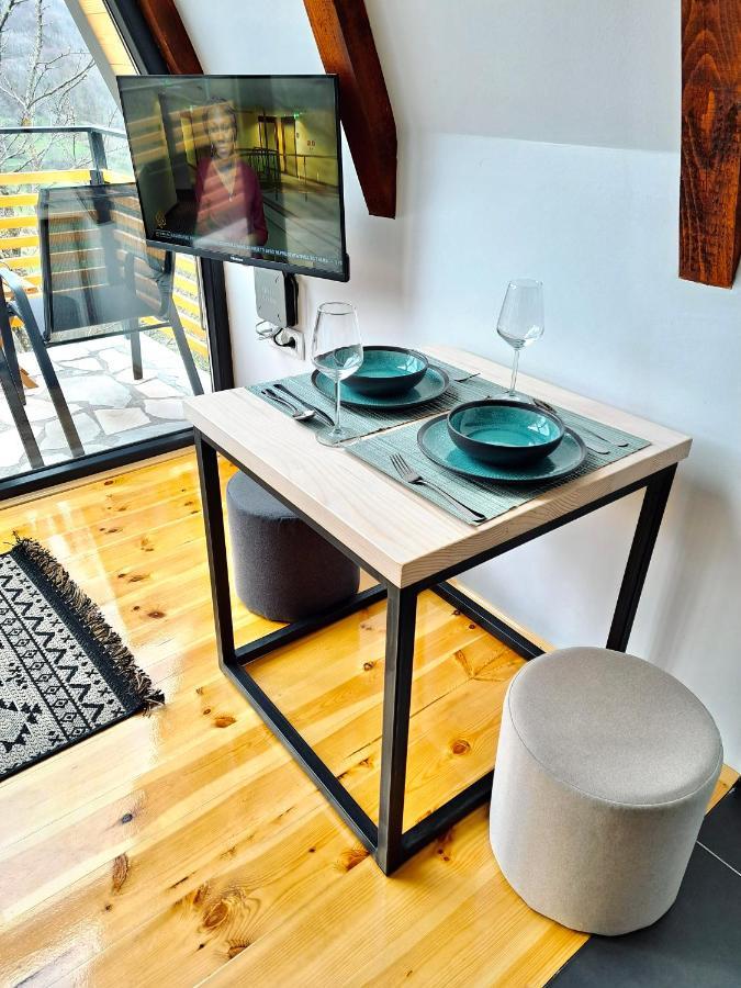 Fern Farm Tiny Home 모이코바츠 외부 사진