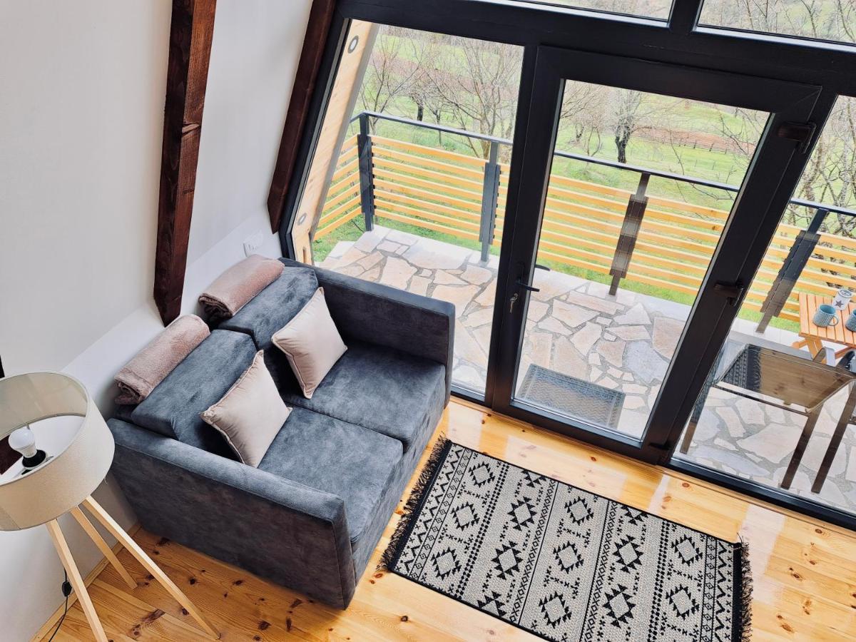 Fern Farm Tiny Home 모이코바츠 외부 사진