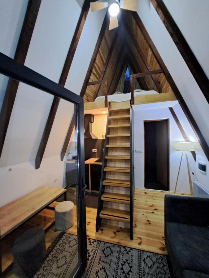Fern Farm Tiny Home 모이코바츠 외부 사진