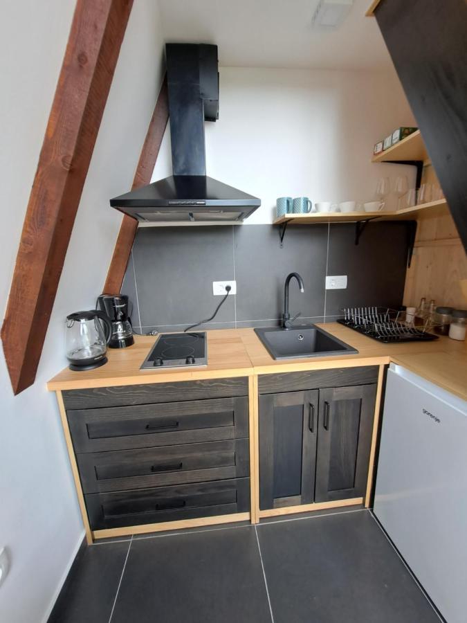 Fern Farm Tiny Home 모이코바츠 외부 사진